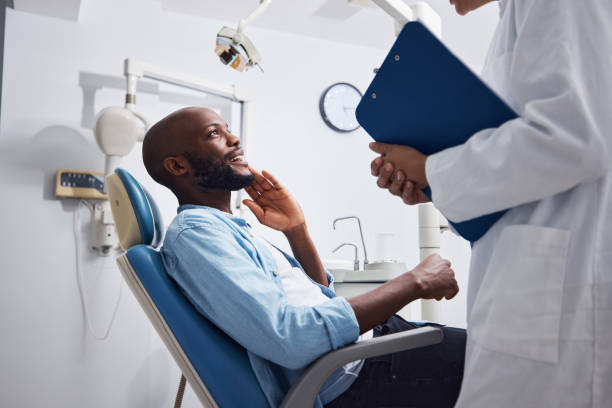 Best Emergency Dental Extractions in Newhall, IA