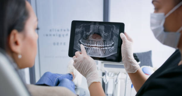 Best Orthodontic Emergency Dentist in Newhall, IA
